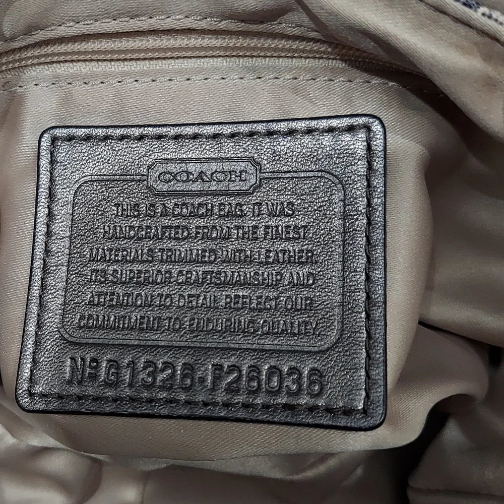 Coach Small Snakeskin Pattern Jacquard With Leather Shoulder Bag F26036 - Picture 11 of 11